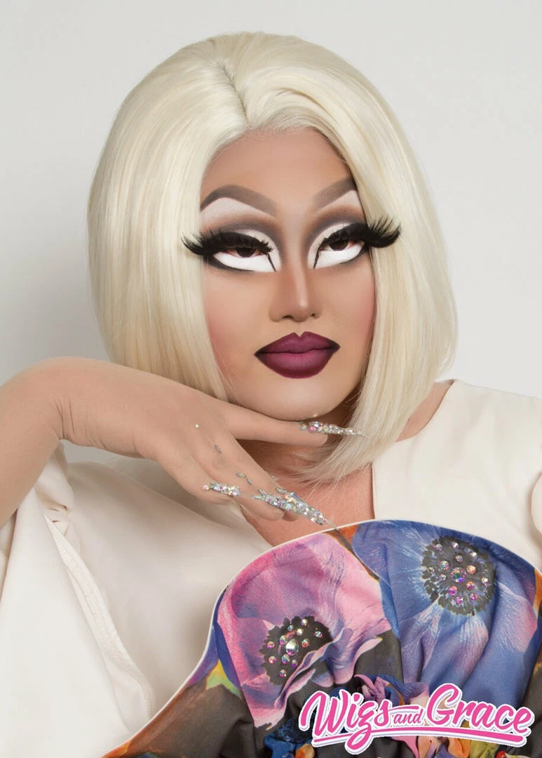 Wigs & Grace PLATINUM KIM 3 Wigs & Grace PLATINUM KIM